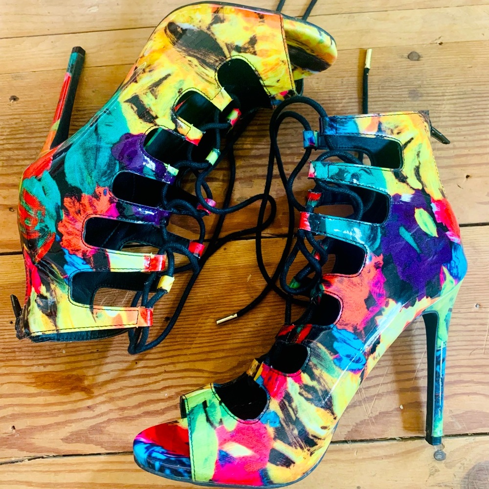 Candies Floral Lace Up Heels